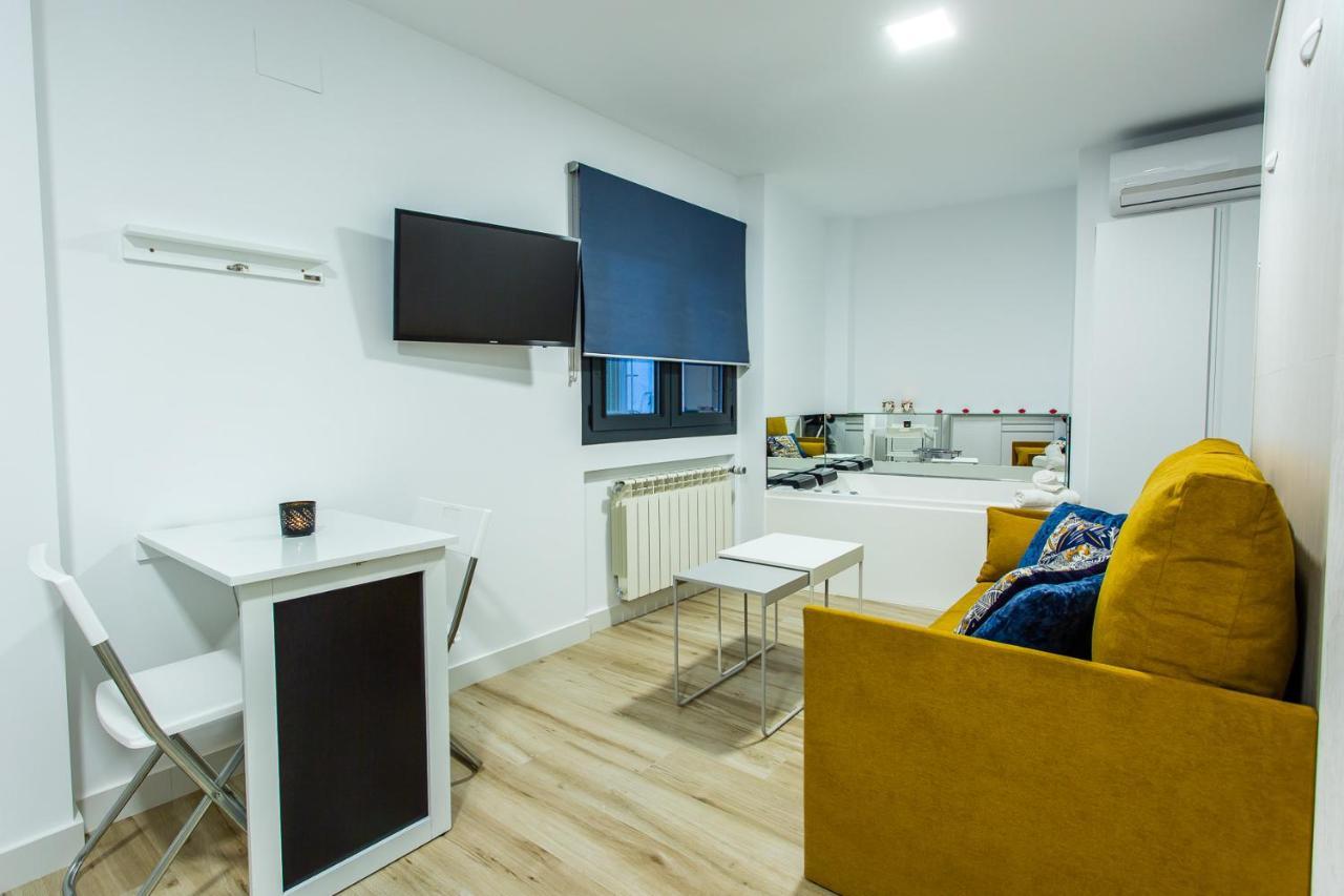 Apartamentos Hervas Suites Exteriör bild